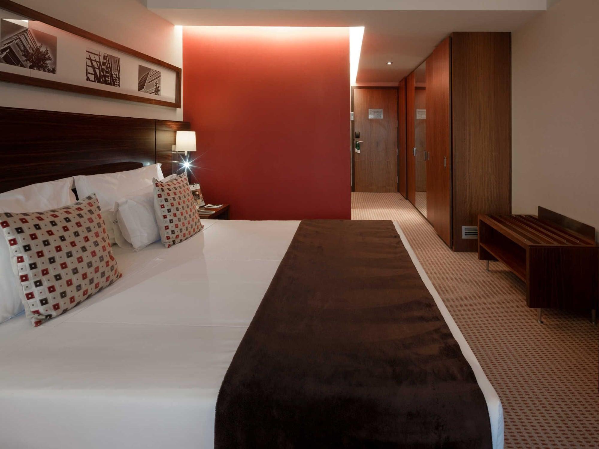 Lagoas Park Hotel Porto Salvo  ภายนอก รูปภาพ