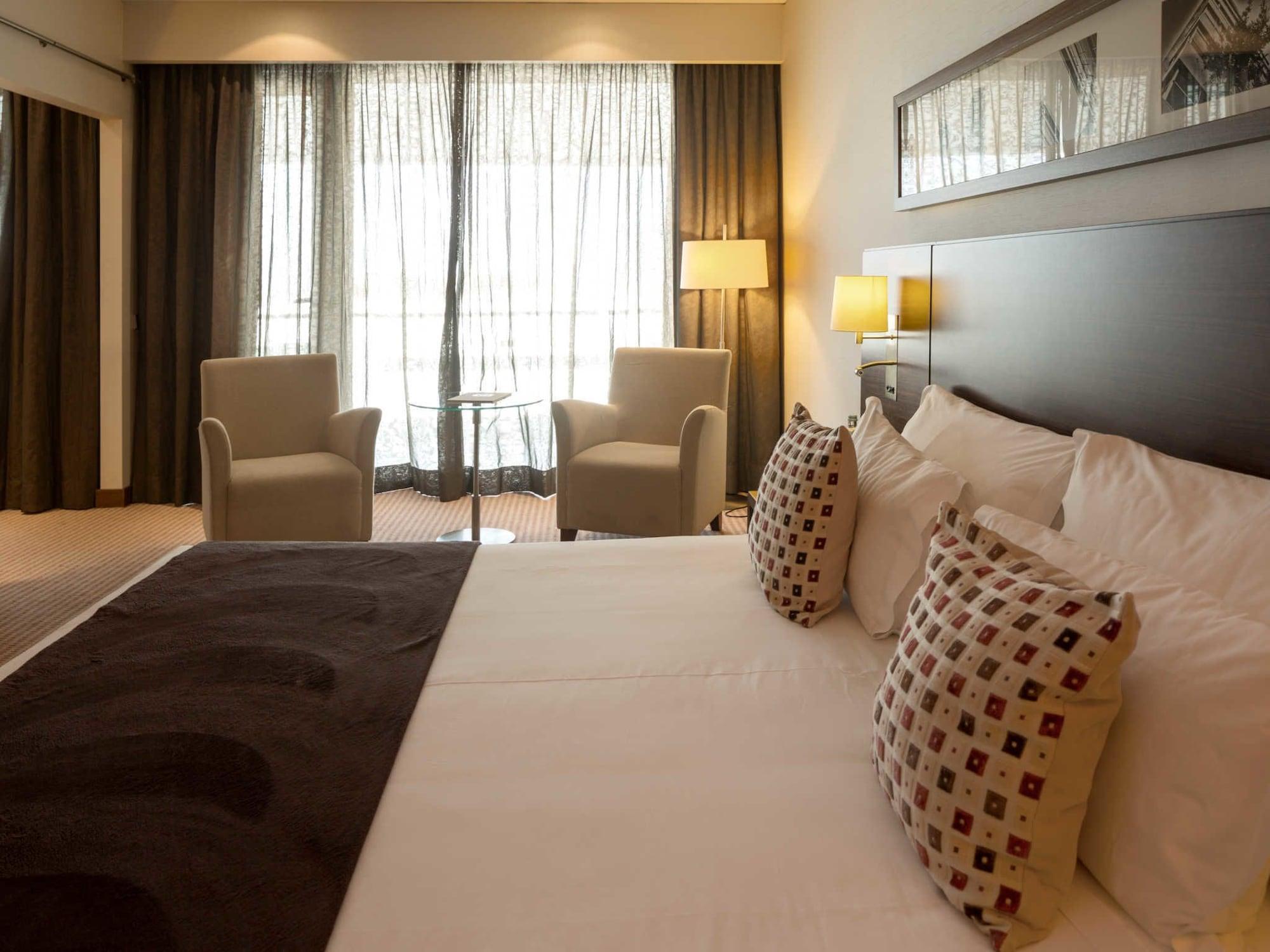 Lagoas Park Hotel Porto Salvo  ภายนอก รูปภาพ