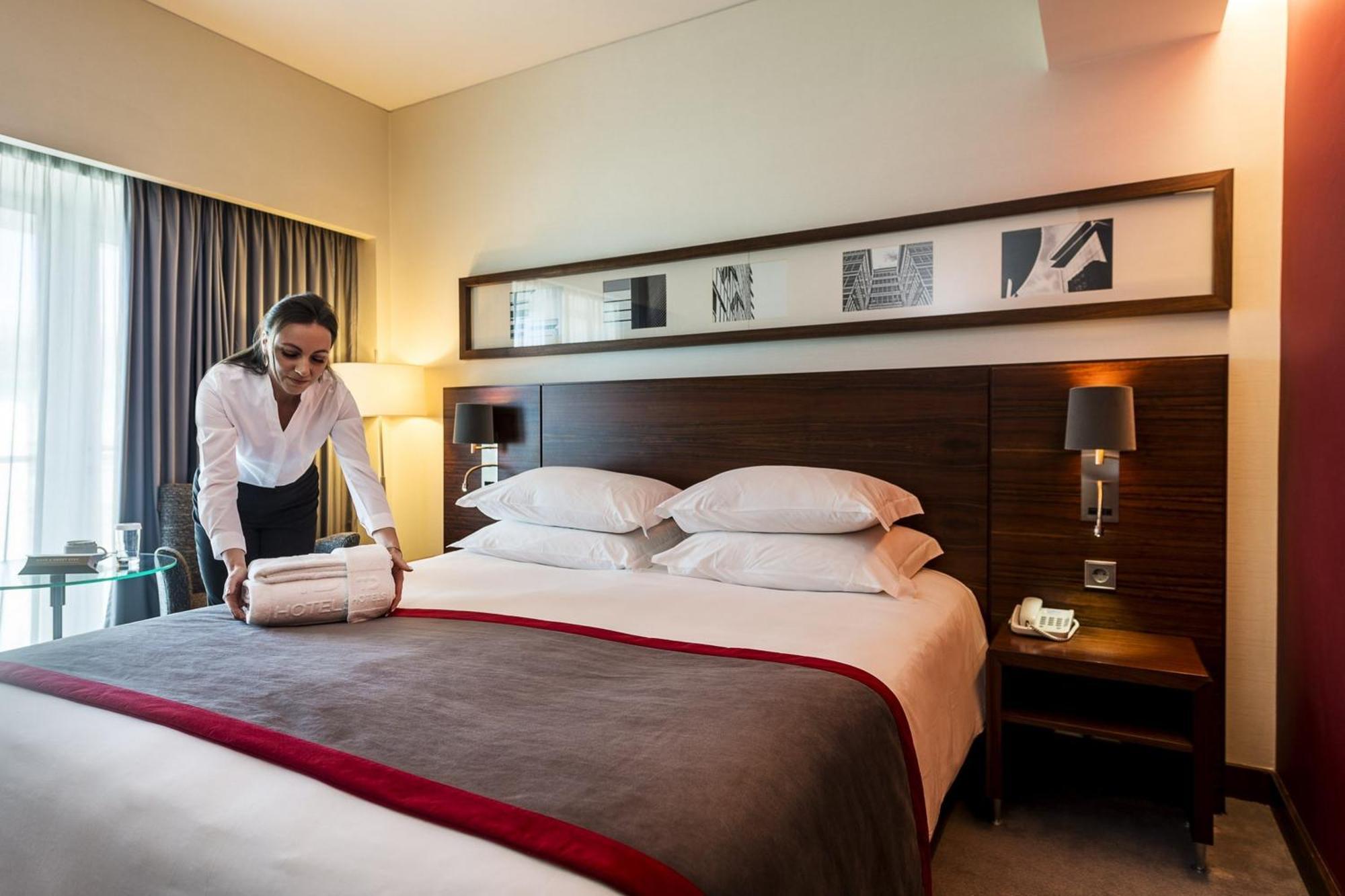 Lagoas Park Hotel Porto Salvo  ภายนอก รูปภาพ